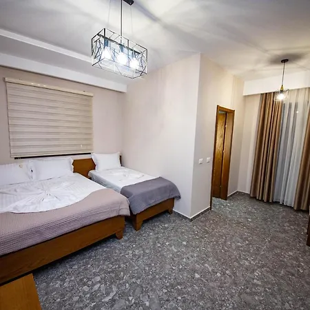 Center Hotel 3*