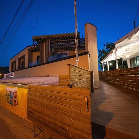 Ξενοδοχείο Center 3*