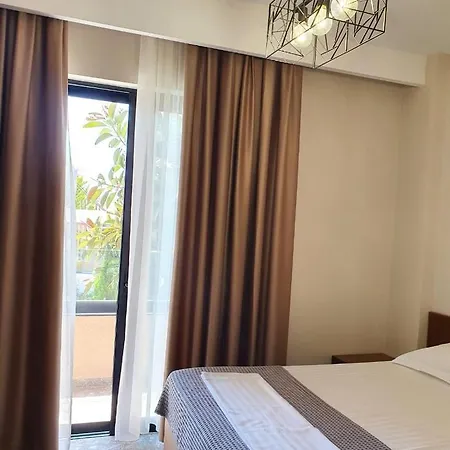 Hotel Center 3*