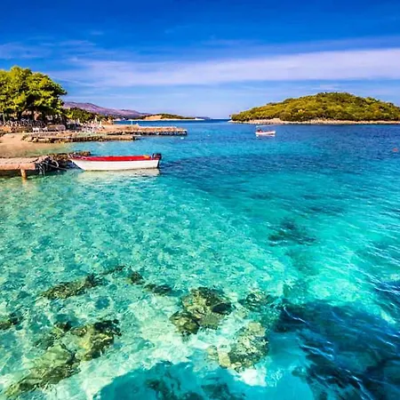Center Ξενοδοχείο 3*